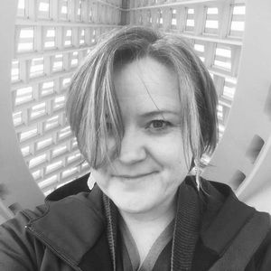 Meet your Posher, Dana